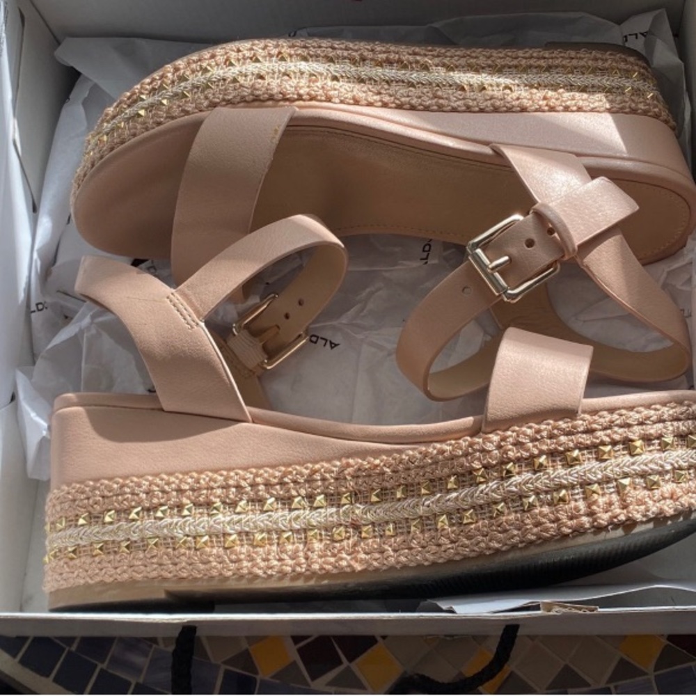 Pink Wedges